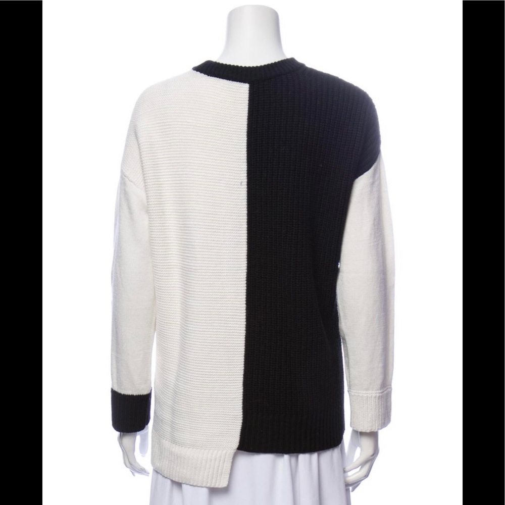 Alice & Olivia Classics Colorblock Crewneck Sweater—NWT‼️  SALE‼️ - Picture 3 of 16